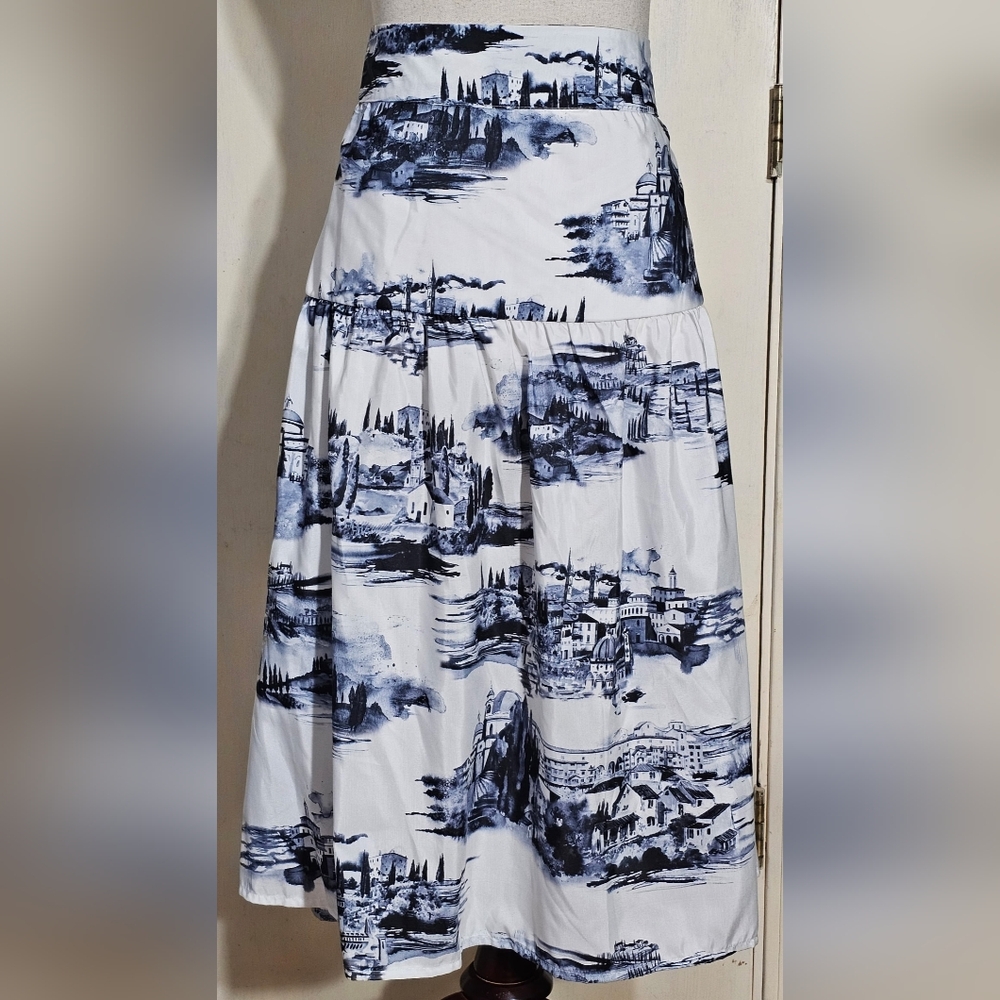 (NWOT) Deja Bleu Premium - Scenic Print Maxi Skirt - Blue and White (NWOT)